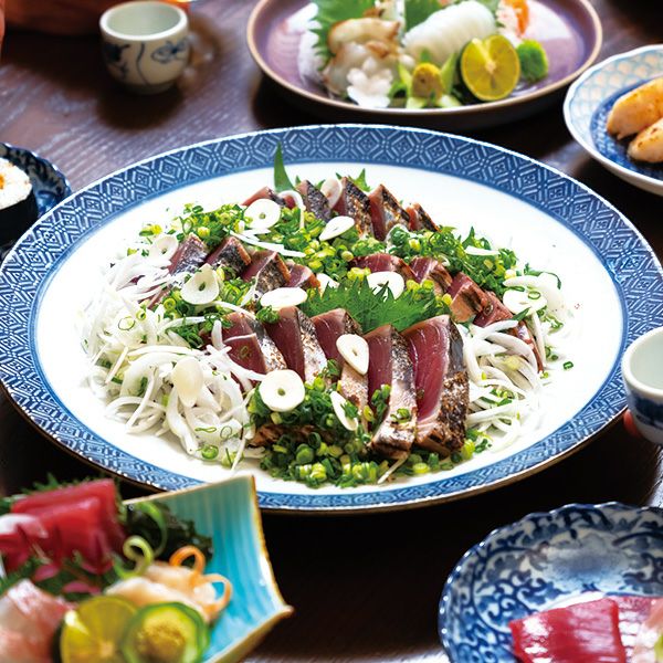 創業100年】藤原鮮魚店の極上「初鰹のタタキ」（特製タレ付） | しまん